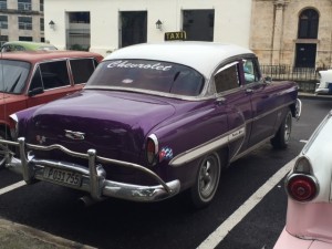 cuba-purple-car-300x225