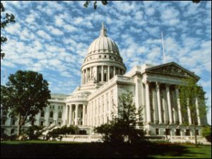 An exterior photo of the Wisconsin State Capitol.